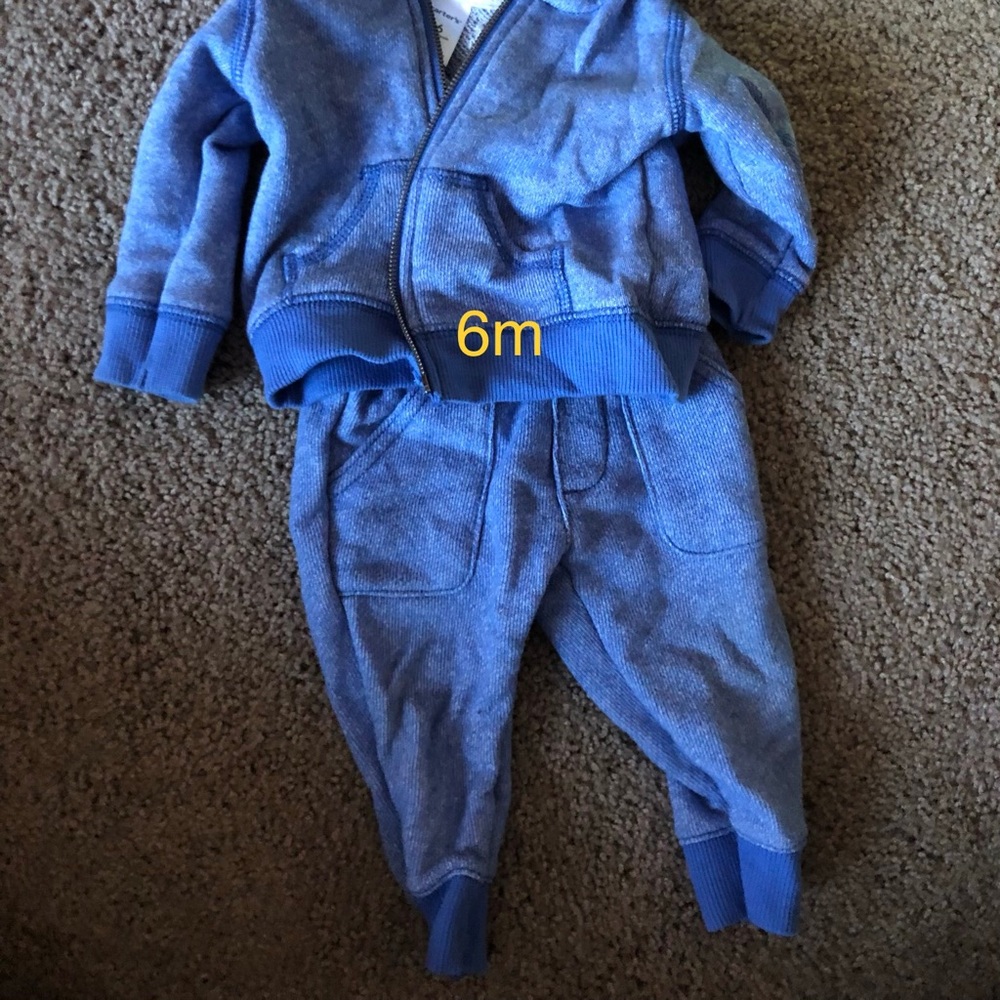 Carter’s set - Picture 2 of 2